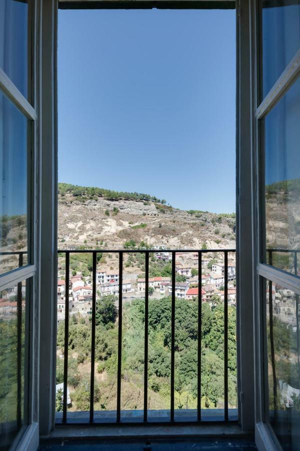 Castello Di Caccuri Suites Eksteriør bilde